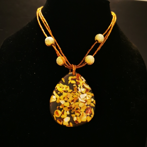 Vintage Abalone in Lucite Necklace Pendant - Picture 3 of 16